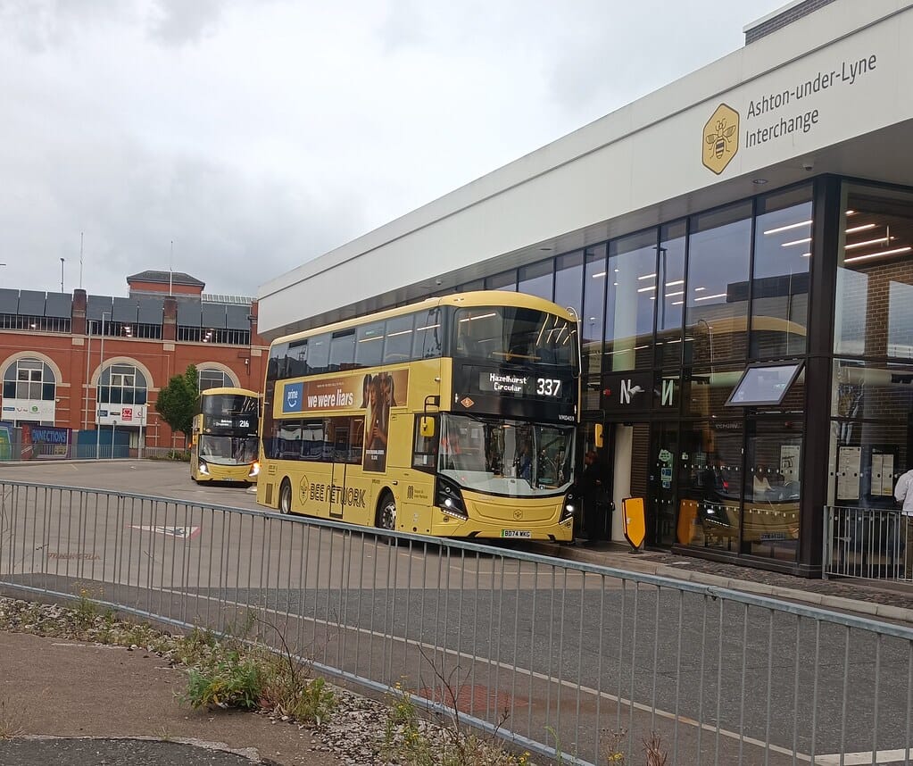 Ashton-under-Lyne bus station (1)