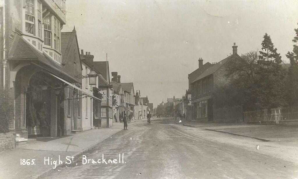BRACKNELL Berkshire High Street with shops people RP