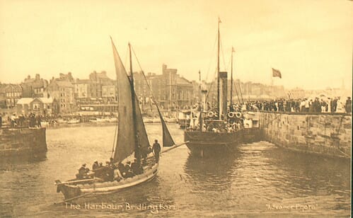 Bridlington Harbour 1910 (archive ref PO-1-20-38)