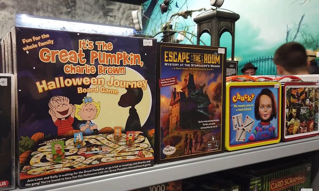 HALLOWEEN - Halloween House - Merry Hill Shopping Centre, Brierley Hill - UK - 2023