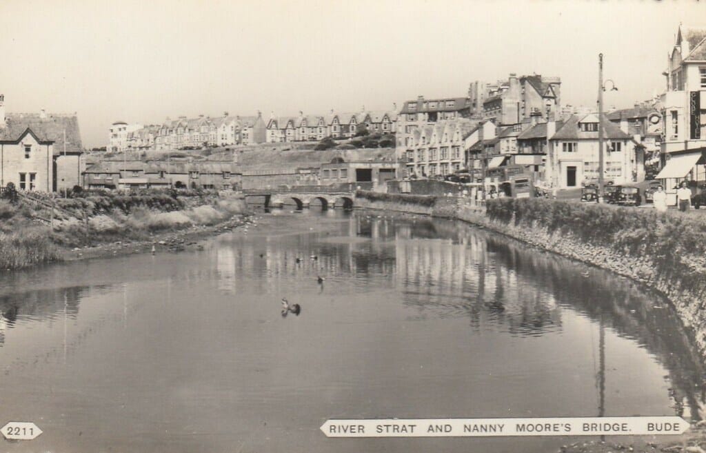 BUDE( Cornwall) River Strat and Nanny Moore's Bridge RP-DEARDEN & WADE