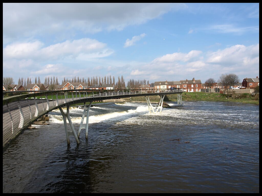 CASTLEFORD FOOT BRIDGE