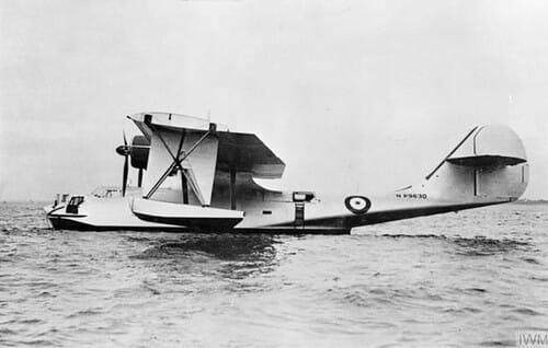 Model 28-5 P9630 moored at Felixstowe, Suffolk, shortly after joining the Marine Aircraft Experimental Establishment for trials in July 1939. P9630 subsequently flew with Nos. 228, 240 and 210 Squadrons RAF on a number of early long-range reconnaissance s