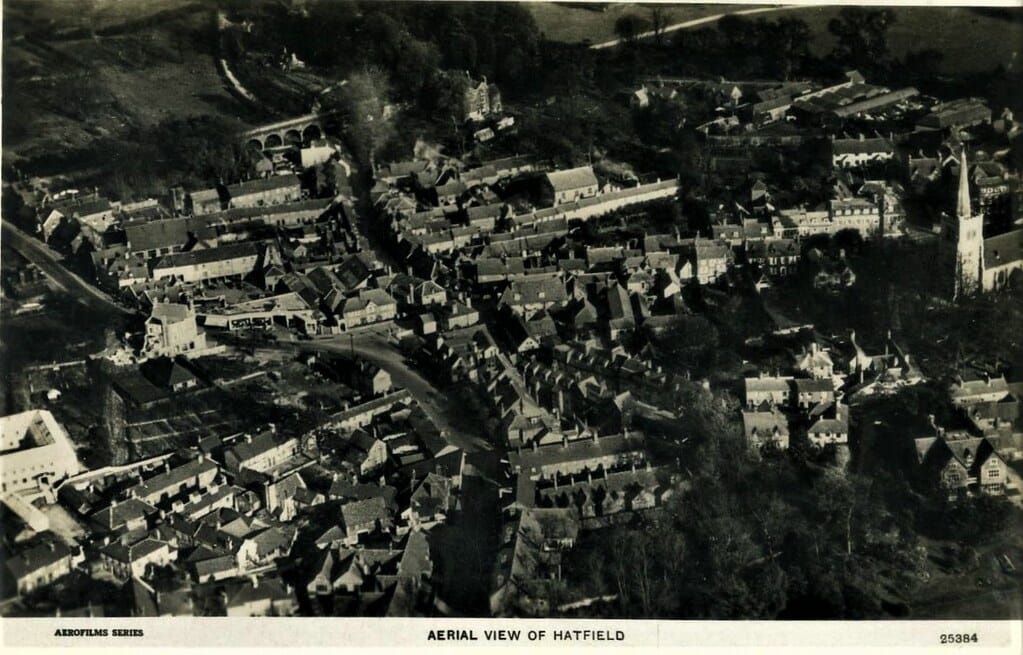 HATFIELD Hertfordshire Aerial view of the town RP