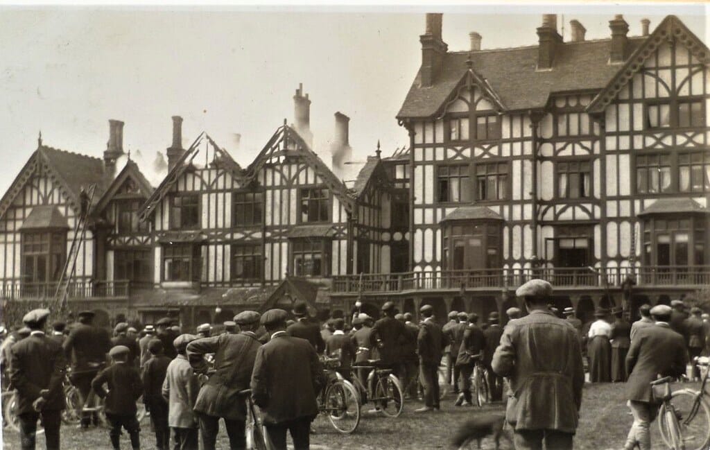 Fire at Royal Forest Hotel Chingford 1912 (posted 1913) LONDON ESSEX