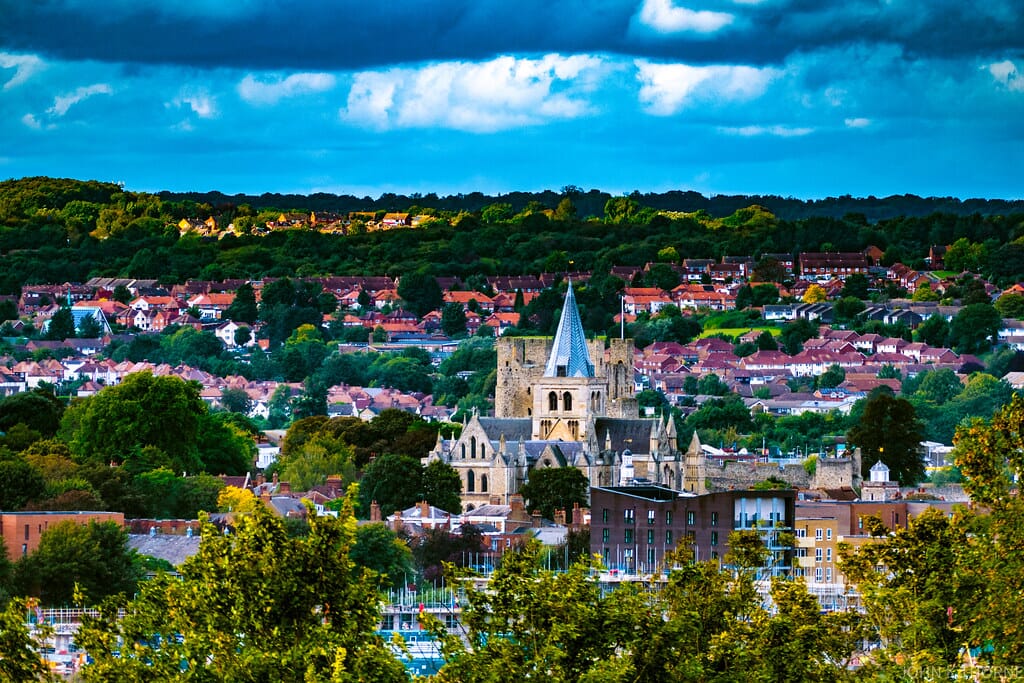 ROCHESTER CATHEDRAL. ROCHESTER CASTLE. ROCHESTER KENT