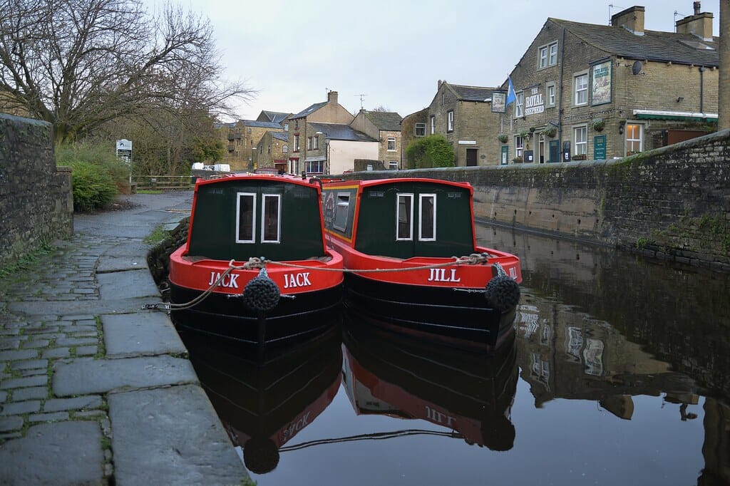 Jack & Jill, Springs Bank Canal, Skipton, Yorkshire
