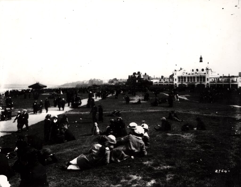 023518:Links Whitley Bay Tyne and Wear c.1910