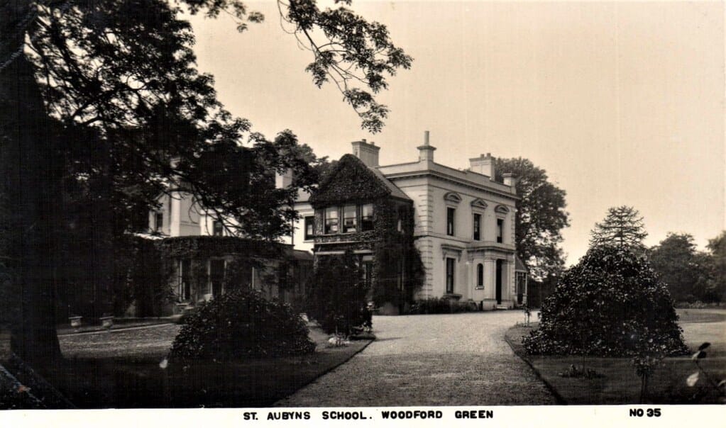 Woodford Green. St Aubyn's School 35. 1924 ESSEX